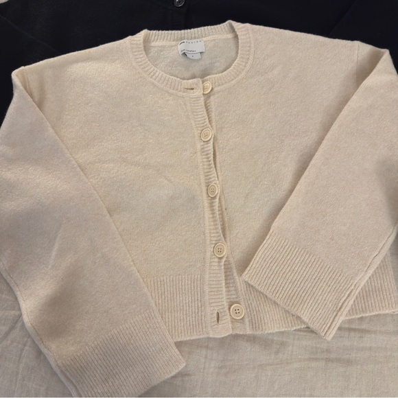 Women's Cardigan Sweater Set - Black, Cream, and Brown - Picture 5 of 13